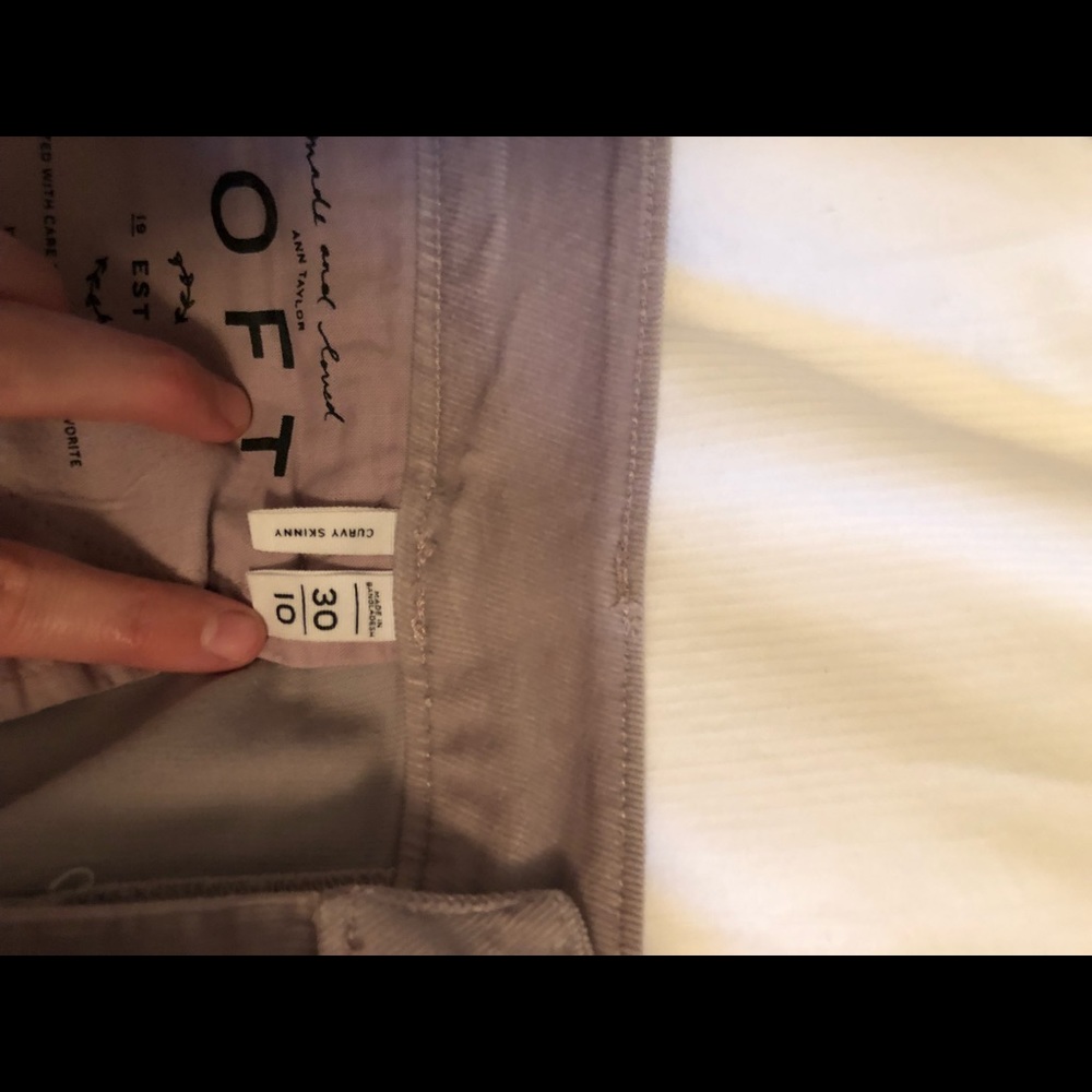 The Loft curvy/skinny lavender corduroy pants